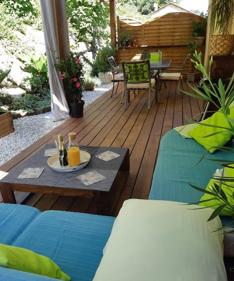 Maison Du Val Du Loup Sanilhac  Ngoại thất bức ảnh